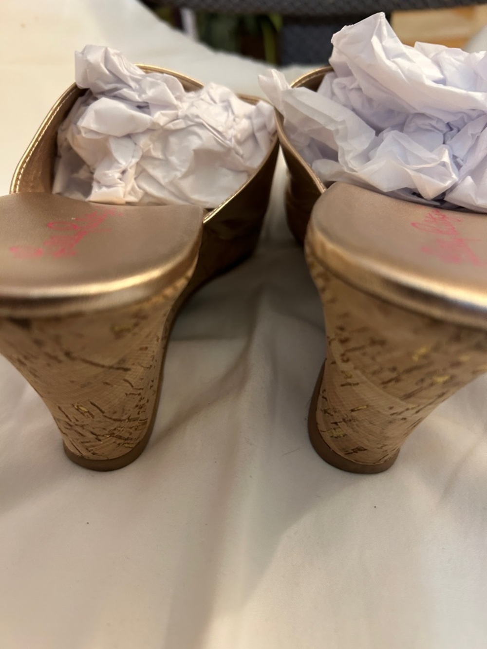 Lilly Pulitzer Metallic Gold Cork Cross-Strap Wedge Slides - Picture 6 of 7